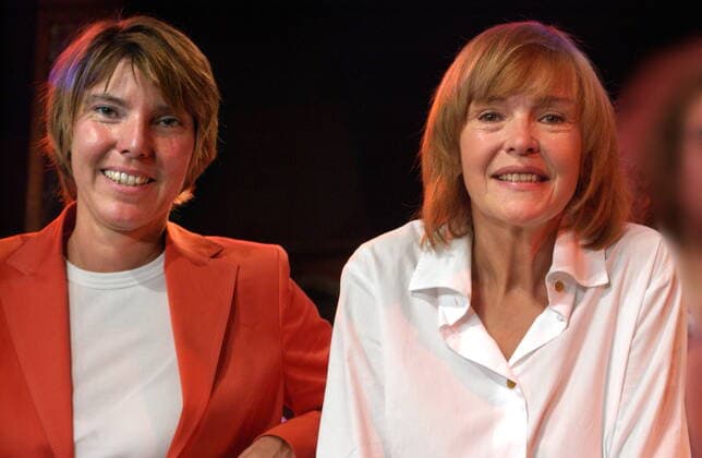 1 Portrait Bettina Böttinger Katrin Sass in the Berlin Bar Jeder Vernunft, director, author, presenter WDR Boettinger, German actress singer Sass, pop song, biography, music, portrait, portrait, t.s., semi-total, medium, horizontal, Kathrin Berlin Germany, Germany Copyright: xBRIGANI-ART HEINRICHx BriganiArt_00080998_00080998