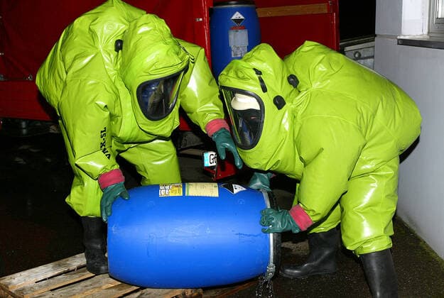 sewage,toxic waste y07-g6h