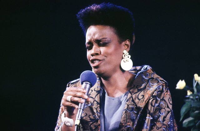 1 concert Dianne Reeves, singer, voc, jazz singer, jazz, improvisation, black, big earrings, music, usage fee Berlin Germany, Germany Copyright: xBRIGANI-ART HEINRICHx 00022688_00022688