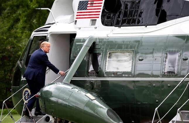 President Donald Trump departs the White House in Washington, DC on Wednesday, May 27, 2020. President Trump and the First Lady are traveling to NASA s Kennedy Space Center to watch the SpaceX Mission 2 launch. Copyright: xKevinxDietschx xPoolxviaxCNPx MediaPunchx