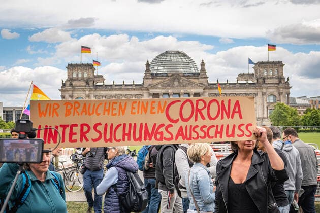 30 05 2020,Berlin,Germany,GER,Rally with TV cook Attila Hildmann in front of the Reichstag