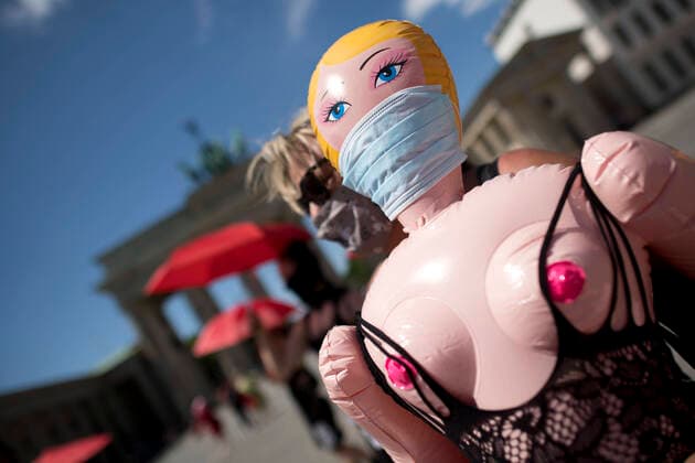 DEU, Germany, Germany, Berlin, 02 06 2020 Woman with sex d