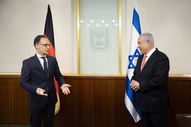 Heiko Maas L , Federal Minister of Foreign Affairs, meets Benjamin Netanyahu R , Prime Minister of Israel, in Jerusalem, 10 06 2020 Foreign Minister Maas travels to Israel and Jordan for political talks It is his first trip outside Europe since the outbreak of the Corona Pandemic Jerusalem Israel Copyright: xFlorianxGaertner photothek.netx