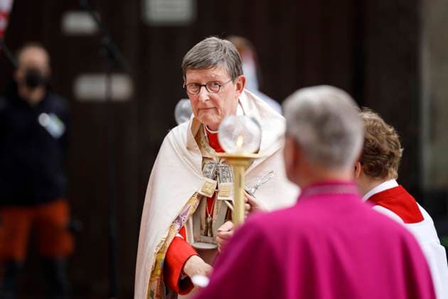 The Archbishop of Cologne, Rainer Maria Cardinal Woelki, celebrated a Corpus Christi service in the open air with around 300 participants on Roncalliplatz at Cologne Cathedral before a closed procession through the immediate vicinity of the Cathedral to the Minorite Church Cologne, 11 06 2020 Foto:xC.xHardtx xFuturexImage