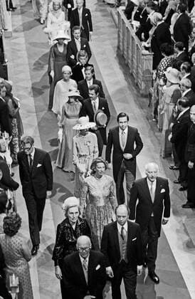 Bernadotte Staatsoberhäupter und Monarchen verlassen die Kirche nach der Trauung von König Carl XVI. Gustaf von Schweden mit Silvia Sommerlath in Stockholm, Schweden 1976. Heads of state and monarchs leaving the church after King Carl XVI Gustaf of Sweden married the German Silvia Sommerlath at Stockholm, Sweden 1976., Stockholm Stockholms län Schweden Copyright: HelmutxReiss UnitedArchives832000634 EDITORIAL USE ONLY