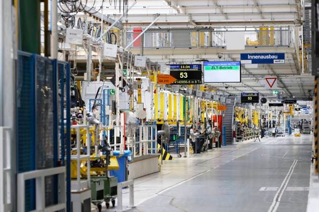 Springer production at Mercedes Benz in Ludwigsfelde 2020 06 22, Ludwigsfelde, Germany Mercedes Benz plant in Ludwigsfelde near Berlin, where the Sprinter rolls off the assembly line