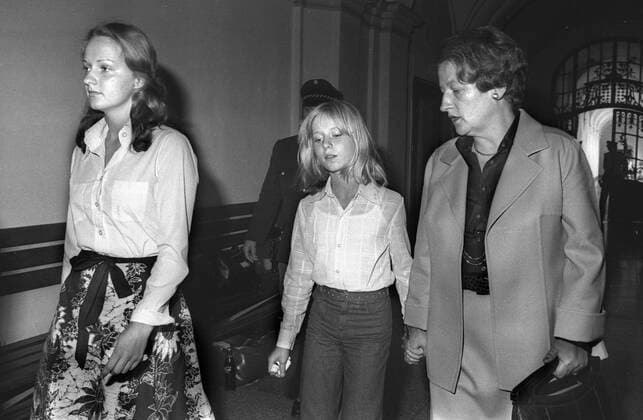 Ingrid van Bergen born 1931 Actress, Court of Justice Palace, Munich In 1977 she shot Klaus Knaths in a villa on Lake Starnberg The trial, in which she was represented by lawyer Rolf Bossi, caused quite a stir On 27 July 1977 she was sentenced to se Copyright: xHeinzxGebhardtx