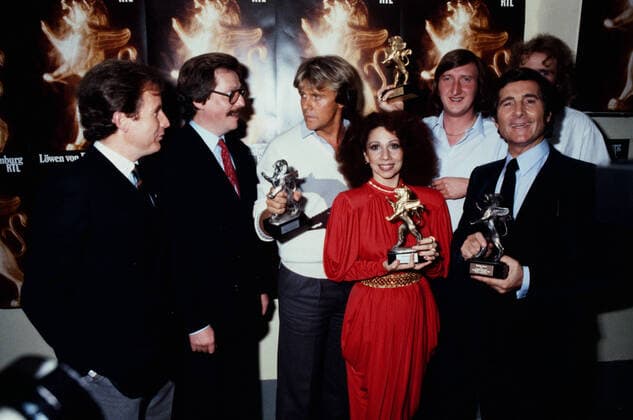 Lion of Radio Luxembourg Max Schautzer, Jochen Pützenbacher, Howard Carpendale, Jennifer Rush, Mike Krüger, Freddy Quinn and Thomas Gottschalk v l n r Award ceremony of the radio and television prize Lion of Radio Luxembourg , Cologne North Rhine-Westphalia Germany Copyright: ZIKxImages UnitedArchives00008387 EDITORIAL USE ONLY