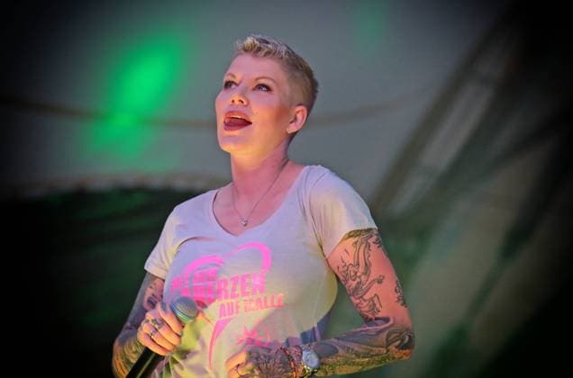 Melanie Müller at her performance on Rügen - she had not only a heart for Malle
