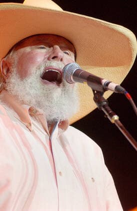 06 July 2020 - Country music and southern rock legend Charlie Daniels has passed away after suffering a stroke. The Grand Ole Opry member and Country Music Hall of Famer was 83. File Photo: 06 July 2007 - Pittsburgh, Pennsylvania - Country music legend CHARLIE DANIELS performs as a part of the VOLUNTEER JAM TOUR 2007 held at the Post-Gazette Pavilion. Photo Credit: Jason L Nelson AdMedia 257396 2007-07-07 PA Pittsburgh Etats-Unis  Copyright: xAdMediax STAR_257396_048