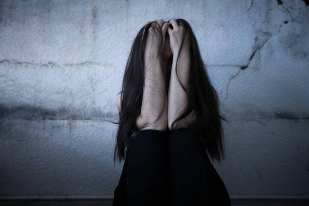 Scared Woman Crying Copyright: xAndreyPopovx Panthermedia28135032 ,model released, Symbolfoto