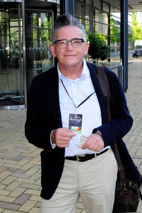 Götz Alsmann on arrival for the recording of the TV show Die Roland Kaiser Show Liebe kann uns retten beim MDR Leipzig, 05 08 2020 Foto:xM.xWehnertx xFuturexImage