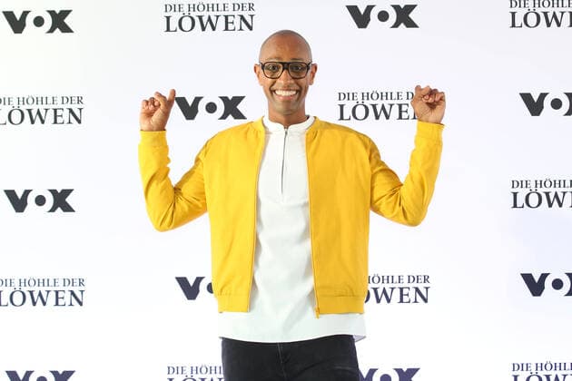 Amiaz Habtu, the presenter at the press event at the press event for the 8 season of Die Höhle der Löween from 31 08 2020 at 8.15 pm at Vox on 18 08 2020 in Cologne Die Höhle der Loewen Vox Kick Off Press event for the 8 season on 18 08 2020 in Cologne