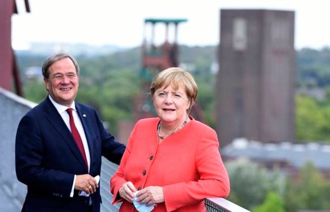 Ruhr Konferenz BUNDESKANZLERIN DR ANGELA MERKEL visits the federal state of North Rhine-Westphalia NRW ,at the Zeche Zollverein in Essen,city in the Ruhr area,the Chancellor and Prime Minister Armin Laschet on the terrace in front of the Erich Brost Pavillion at Zeche Zollverein,photographed on 18 08 2020 Â