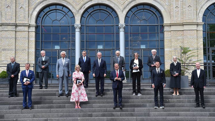 Award of the Order of Merit of the State of North Rhine-Westphalia on 23 08 2020 at the Flora Köln in Cologne Group photo Upper row V l n r Prof Dr Reinhold Ewald, Prof Dr Dieter Häussinger, Hans Günth xHDx