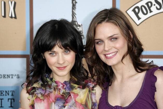 Zooey Deschanel &amp; Emily Deschanel Actors 2006 Independent Spirit Awards Santa Monica, California, Usa 04 March 2006 Zooey Deschanel & Emily Deschanel Actors 2006 Independent Spirit Awards Santa Monica, California, Usa 04 March 2006  Copyright: AllstarxMaryxEvansxGrahamxWhitbyxBoot 13015987