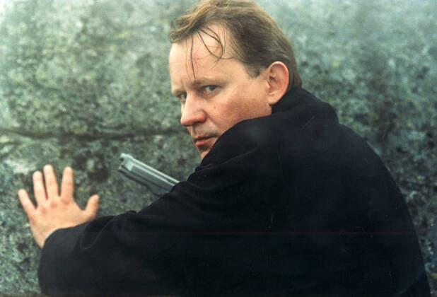 INSOMNIA STELLAN SKARSGARD INSOMNIA Date: 1997  Mandatory credit line: Image courtesy NORSK FILM Ronald Grant Archive Mary Evans