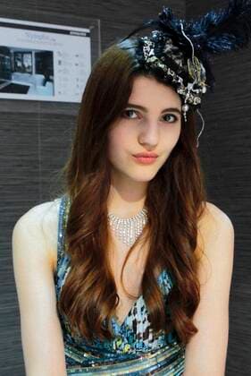 Beauty model  815343758177075245
