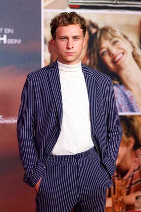 Max Hubacher at the premiere of the movie Gott, du kannst ein Arsch sein in the Cinedom Cologne, 26 09 2020 Foto:xC.xHardtx xFuturexImage