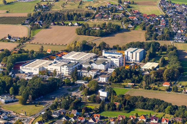 Aerial photograph, Herforder Brauerei, Schweicheln Bermbeck, Hiddenhausen, East Westphalia Lippe, OWL, North Rhine-Westphalia, Germany ATTENTIONxMINDESTHONORARx60xEURO