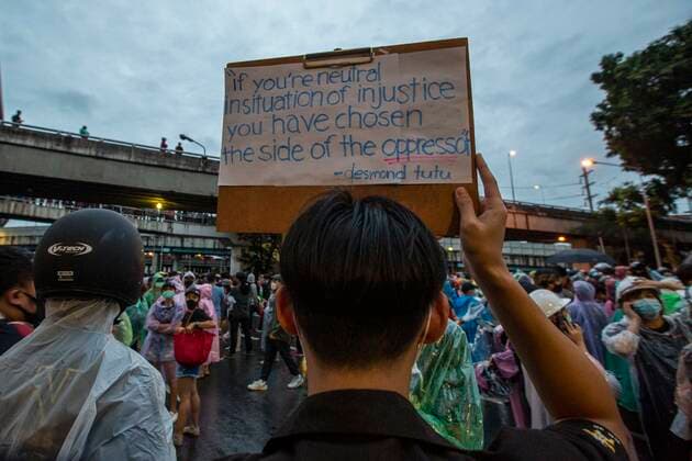 October 17, 2020, Bangkok, Bangkok, Thailand: For the fourth consecutive day prodemocracy protesters took to the streets of Bangkok to demand the resignation of Prime Minister Prayuth Chan Ocha, the current parliament, the drafting of a new constitution ,and other reforms. Protesters gathered at three main locations throughout the city despite most public transport rail lines being shutdown by authorities. The largest group assembled in Bangkok s Lad Prao area, with thousands occupying the normally busy Ha Yek Lad Prao Intersection. Despite fears of a repeat of the previous day s confrontation with police water cannons no attempt was made by law enforcement to clear the area. Bangkok Thailand - ZUMAt128 20201017_zap_t128_001 Copyright: xAdryelxTalamantesx