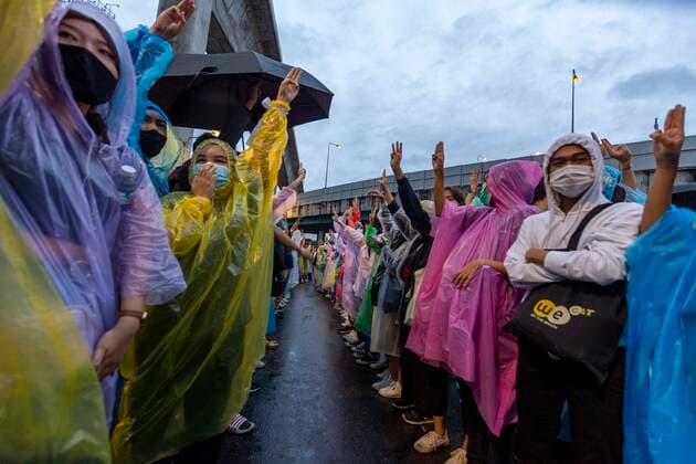 October 17, 2020, Bangkok, Bangkok, Thailand: For the fourth consecutive day prodemocracy protesters took to the streets of Bangkok to demand the resignation of Prime Minister Prayuth Chan Ocha, the current parliament, the drafting of a new constitution ,and other reforms. Protesters gathered at three main locations throughout the city despite most public transport rail lines being shutdown by authorities. The largest group assembled in Bangkok s Lad Prao area, with thousands occupying the normally busy Ha Yek Lad Prao Intersection. Despite fears of a repeat of the previous day s confrontation with police water cannons no attempt was made by law enforcement to clear the area. Bangkok Thailand - ZUMAt128 20201017_zap_t128_005 Copyright: xAdryelxTalamantesx