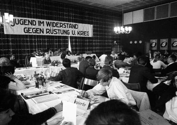 Congress of the International of War Opponents DFG VK here on October 11, 1970 in Dortmund dealt with armament and war DEU, Germany, Dortmund The Congress of the International of War Opponents DFG VK here on October 11, 1970 in Dortmund dealt with armament and war NRW