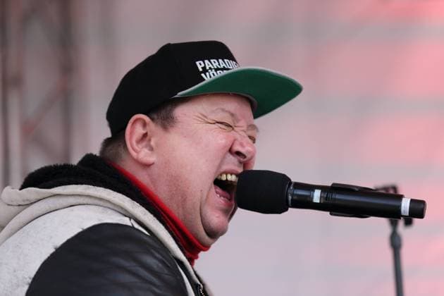 Sebastian Krumbiegel plays at a protest concert against the election of the new AfD faction leader on the Alter Markt at the Brandenburg Parliament in Potsdam, 27 October 2020 Protest concert grand piano instead of grand piano in Potsdam