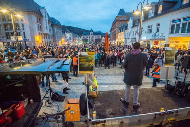 2020 11 01 Altmarkt Aue Demo against Corona Measures in Aue Under the motto Reason instead of hysteria a demonstration took place on Sunday, November 1, 2020 at 5 pm on the Altmarkt Aue Organized by Stefan Hartung, NPD city council of the district town of Aue Bad Schlema and NPD district council in the Erzgebirgskreis Accord