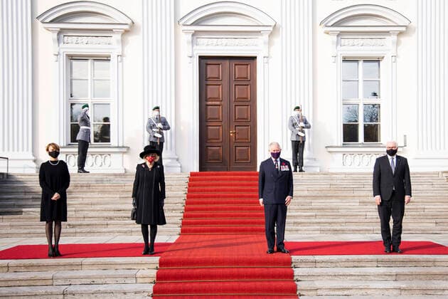 German President Frank Walter Steinmeier and his wife Elke Buedendender receive the Prince of Wales Charles and the Duchess of Cornwall Camilla at Bellevue Palace in Berlin on November 15, 2020 Volkstrauertag in Berlin