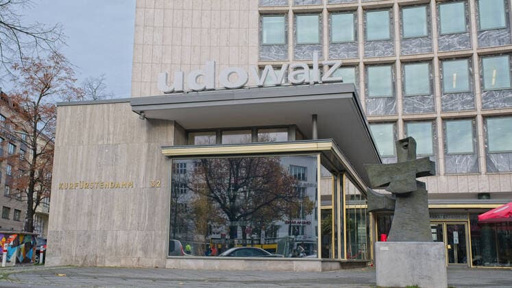 Berlin GER, Berlin, 22 11 20, Udo Walz Kurfuerstendamm 32 Udo Walz, shop hairdresser, exterior view, 21 11 20, 28 09 20, Copyright: xUwexKochx EP_UKH