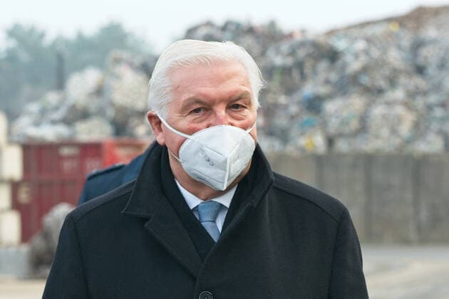 Oranienburg GER, Berlin, 02 12 20, German President Frank Walter Steinmeier at Grunske BPr Frank Walter Steinmeier visits Grunske Metall Recycling, 02 12 2020, Copyright: xUwexKoch xEibner-Pressefotox EP_ukh