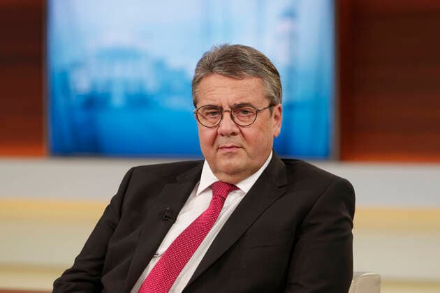 Sigmar Gabriel 2020 12 06, Berlin, Germany Sigmar Gabriel SPD , former Vice Chancellor, Federal Foreign Minister and Minister of Economics a D , guest of Anne Will on First German Television Topic in ARD Politics Talk show Countdown at White House Trum geht was wird was wird