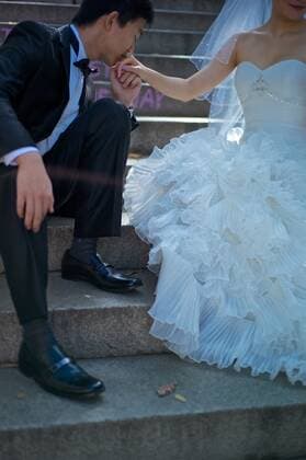 September 23, 2013, New York City, New York, United States: Chinese bride and groom in Central Park New York City United States - ZUMAc94_ 20130923_zap_c94_313 Copyright: xKikexCalvox