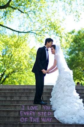 September 23, 2013, New York City, New York, United States: Chinese bride and groom in Central Park New York City United States - ZUMAc94_ 20130923_zap_c94_307 Copyright: xKikexCalvox