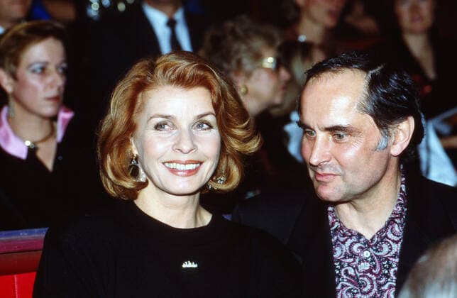 Stars in the Manege 1989 Stars in the Manege, circus show from Munich, Germany 1989, with actress Senta Berger with husband Michael Verhoeven, Munich Bavaria Germany Copyright: FrankxHempel Nur redaktionelle Nutzung. Editorial usage only. UnitedArchives31905163_32 EDITORIAL USE ONLY