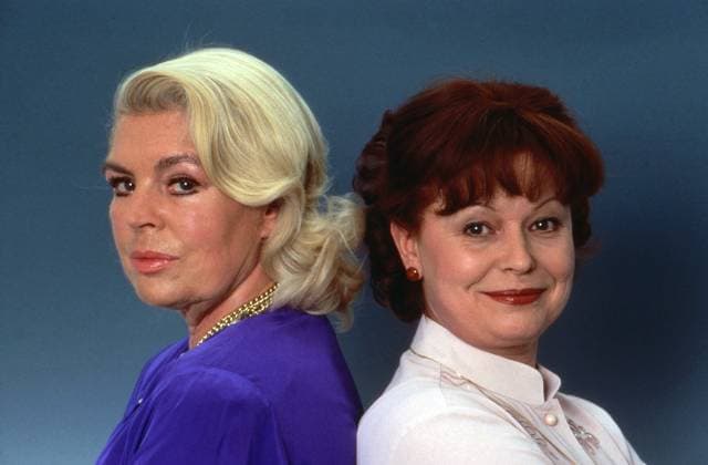 Unter uns Unter uns, television series, Germany since 1994, starring Christiane Maybach left , Karin Schröder, Germany Copyright: FrankxHempel Nur redaktionelle Nuztung. Editorial usage only. UnitedArchivesTT_590168 EDITORIAL USE ONLY