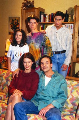 Unter uns Unter uns, TV series, Germany since 1994, Cast , Stephan Dürr, Oliver Bootz, Petra Blossey, Holger Franke, Germany Copyright: FrankxHempel Nur redaktionelle Nuztung. Editorial usage only. UnitedArchivesTT_590176 EDITORIAL USE ONLY