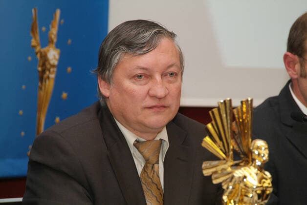 Chess Grandmaster in Berlin Copyright IMAGO Radke 01 12 2005 Topic Pan European Olymp Award Whether coincidence or not Chess Grandmaster Anatoly Karpov at the same time in Berlin as the other Chess Grandmaster Garri Kasparov Keywords BERLIN, DIGITAL, 2005, pan, european, olymp, award, Chess Grandmaster, Russia Portrait Copyright: xEventpressxRadkex