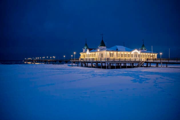 Germany, Mecklenburg-Western Pomerania, Seebad Ahlbeck Heringsdorf , pier, 15 02 2021