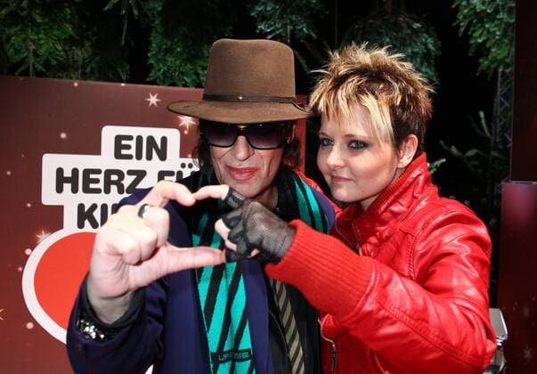 Udo Lindenberg with LGF Tina Acke at the reception of the charity gala Ein Herz fuer KInder 2011 of Bild and ZDF in the Springerhaus in Berlin, Copyright: xEventpressxHerrmannx