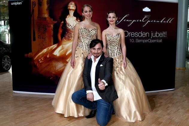 Debutantes with ball gown by fashion designer Uwe Herrmann and Hans Joachim Frey, artistic director and 1 chairman of Semper Opera Ball e V at the press conference for SemperOperaball 2015 On January 30, 2015 its that time again ð for the 10th time the doors open to the glamorous SemperOperaball in Dresden The new ball motto Dresden Copyright: xEventpressxRadkex