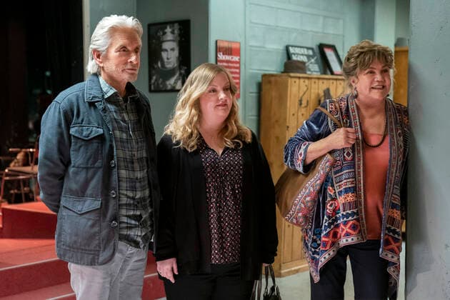 RELEASE DATE: TV Series (2018-2021) season 3 TITLE: The Kominsky Method STUDIO: CREATOR: Chuck Lorre PLOT: An aging actor, who long ago enjoyed a brush with fame, makes his living as an acting coach. STARRING: MICHAEL DOUGLAS as Sandy Kominsky, SARAH BAKER as Mindy Kominsky and KATHLEEN TURNER as Ruth. Los Angeles U.S.  - ZUMAl16_ 20210513_sso_l16_815 Copyright: xNetflixx