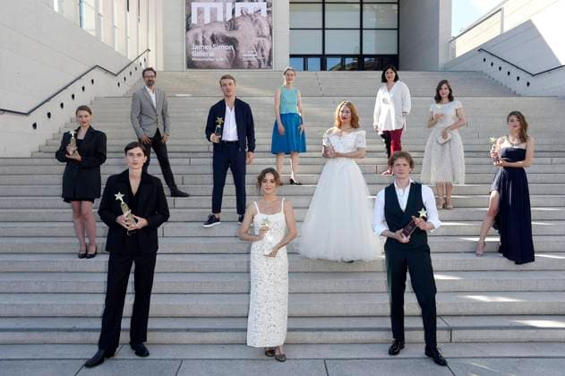 Zygimante Elena Jakstaite, Gustav Lindh, Carlo Chatrian, Albrecht Schuch, Alba Baptista, Mariette Rissenbeek, Seidi Haarla, Cassandra Han, Martijn Lakemeier, Natasa Stork and Sara Klimoska at the Photocall with the European Shooting Stars 2021 at the Berlinale Summer Special 2021 71 Berlin International Film Festival on the James Simon Staircase i Foto:xN.xKubelkax xFuturexImage