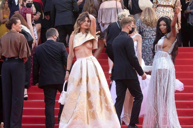 Guests at the Opening Ceremony with the premiere of the feature film Annette at the Festival de Cannes 2021 74 Cannes International Film Festival at the Palais des Festivals Cannes, 06 07 2021 Foto:xR.xWagnerx xFuturexImage