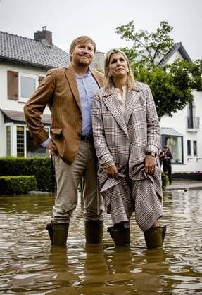 VALKENBURG King Willem Alexander and Queen Maxima are examining the damage caused by the storm in Valkenburg in recent days In South Limburg, problems have arisen in many places due to the heavy rainfall and high water levels ANP ROYAL IMAGES SEM VAN DER WAL  Copyright: xHollandsexHoogtex xxANPx x433962891x
