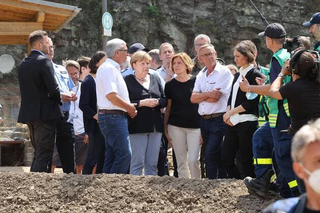Schuld Adenau flood disaster in the Ahr valley, Angela Merkel in Schuld and Adenau, 18 7 2021, Copyright: xJoergxNiebergall Eibner-Pressefox EP_JNL