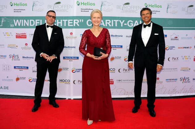 Thomas Knüppel, Manuela Schwesig and Matthias Birth at the 4 Windflüchter Charity Gala in aid of the Betroffen˜ Foundation in the Störtebeker Brauquartier Stralsund, 28 08 2021 Foto:xM.xWehnertx xFuturexImage
