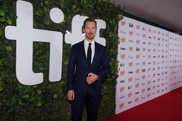 Toronto International Film Festival - The Electric Life of Louis Wain Premiere September 11, 2021, Toronto, on, Canada: Actor Benedict Cumberbatch poses for a photograph on the red carpet for the film The Electrical Life of Louis Wain during the Toronto International Film Festival in Toronto on, Saturday, September 11, 2021. Toronto Canada  - ZUMAc35_ 20210911_zaf_c35_148 Copyright: xTijanaxMartinx