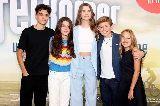 Caspar Fischer Ortmann, Linda Madita, Emilia Flint, Leander Burat and Charlotte Martz at the premiere of the movie Die Pfefferkörner und der Schatz der Tiefsee at Cinemaxx Dammtor Hamburg, 25 09 2021 Foto:xgbrcix xFuturexImage